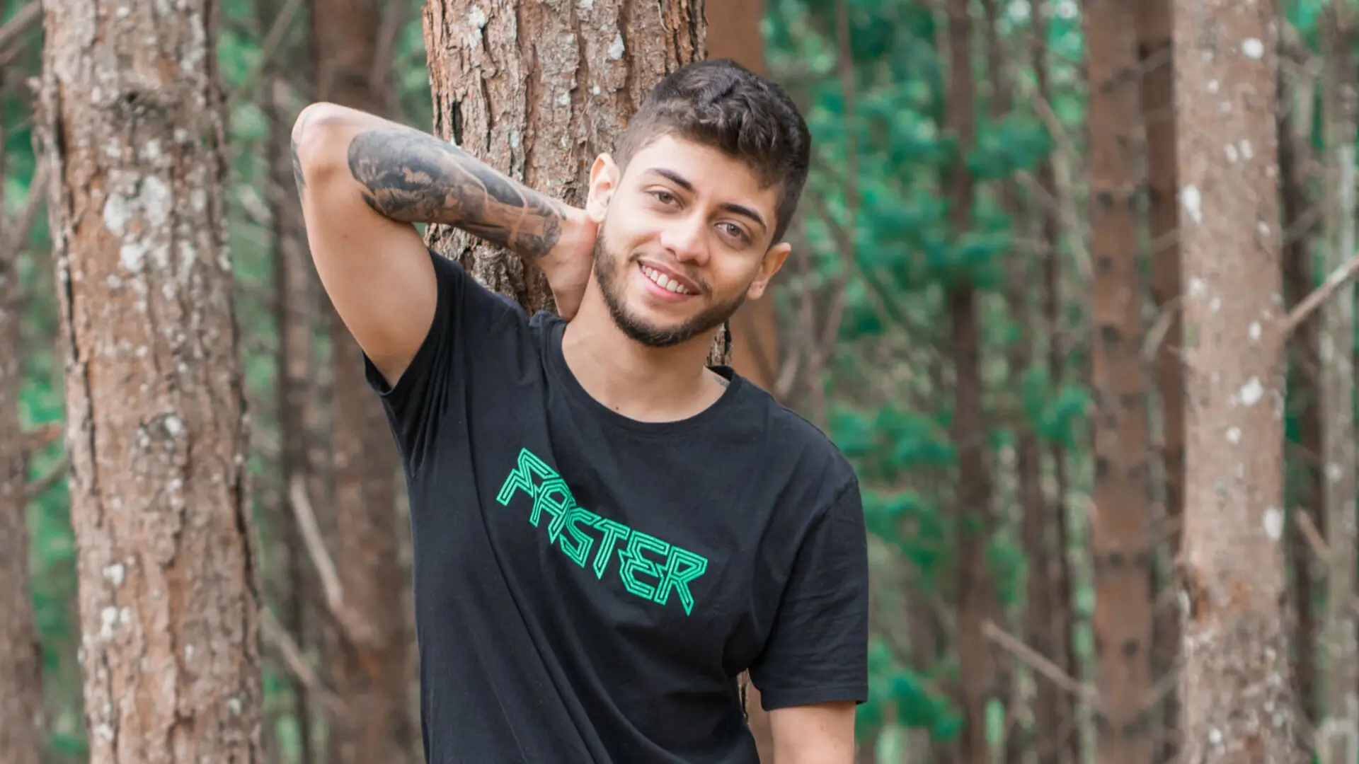 View AlessandroScott Fuck Vids and Pics