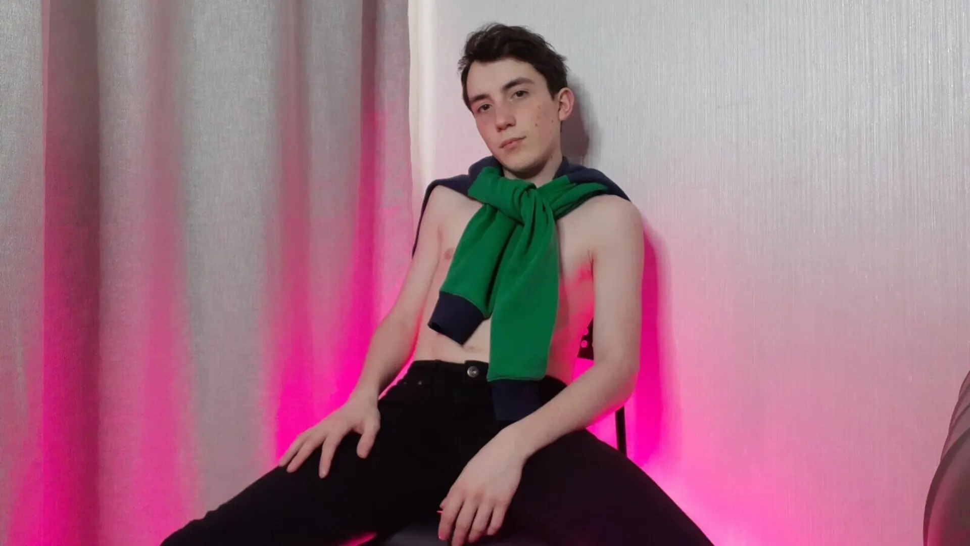 View OliverHill Fuck Vids and Pics
