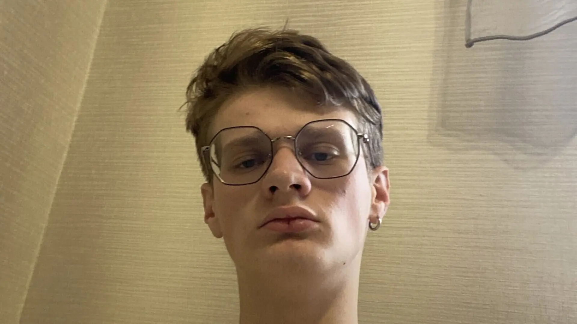 View SimonDilaurentis Fuck Vids and Pics
