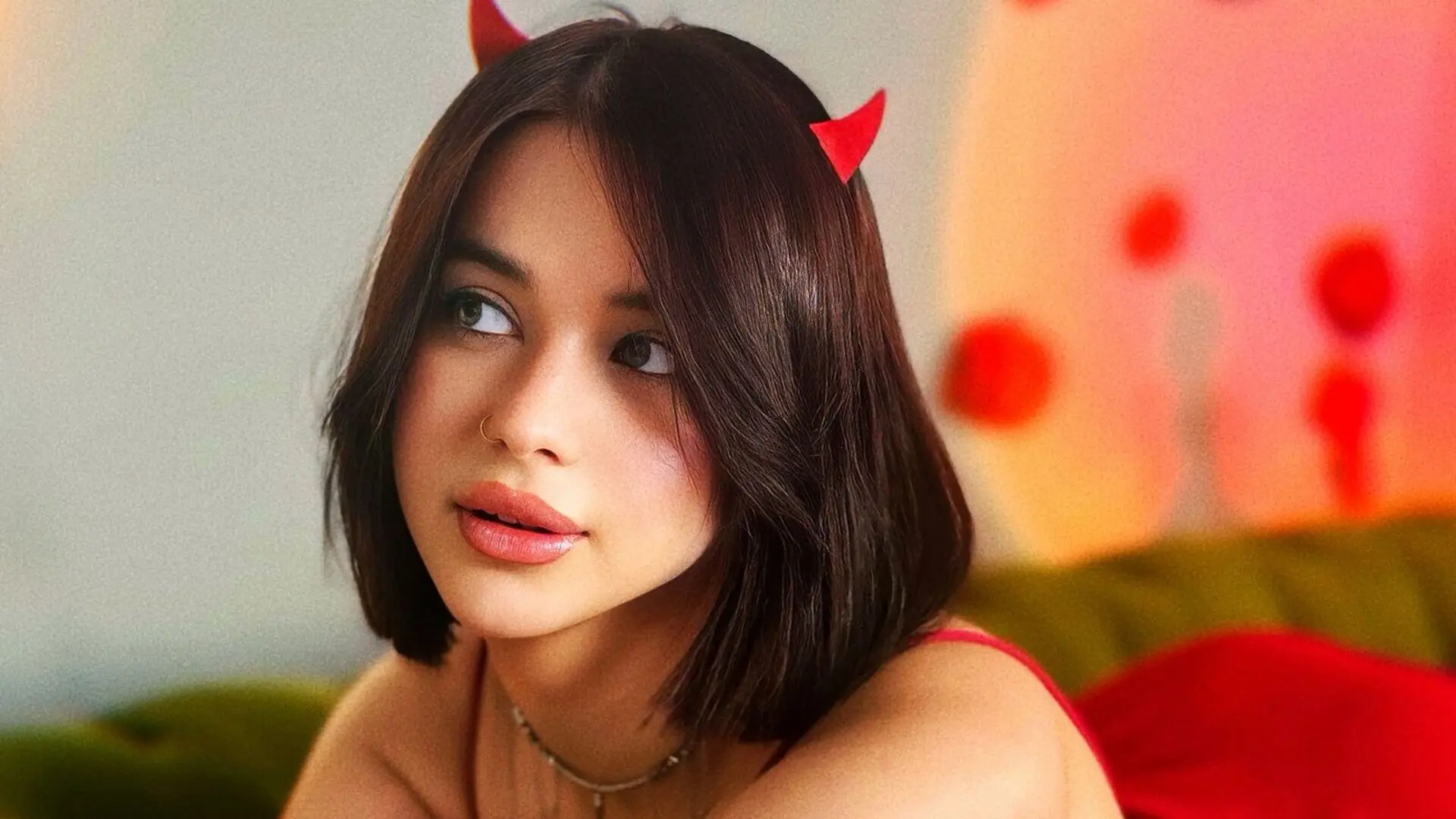 View AmeliaKenworthy Fuck Vids and Pics