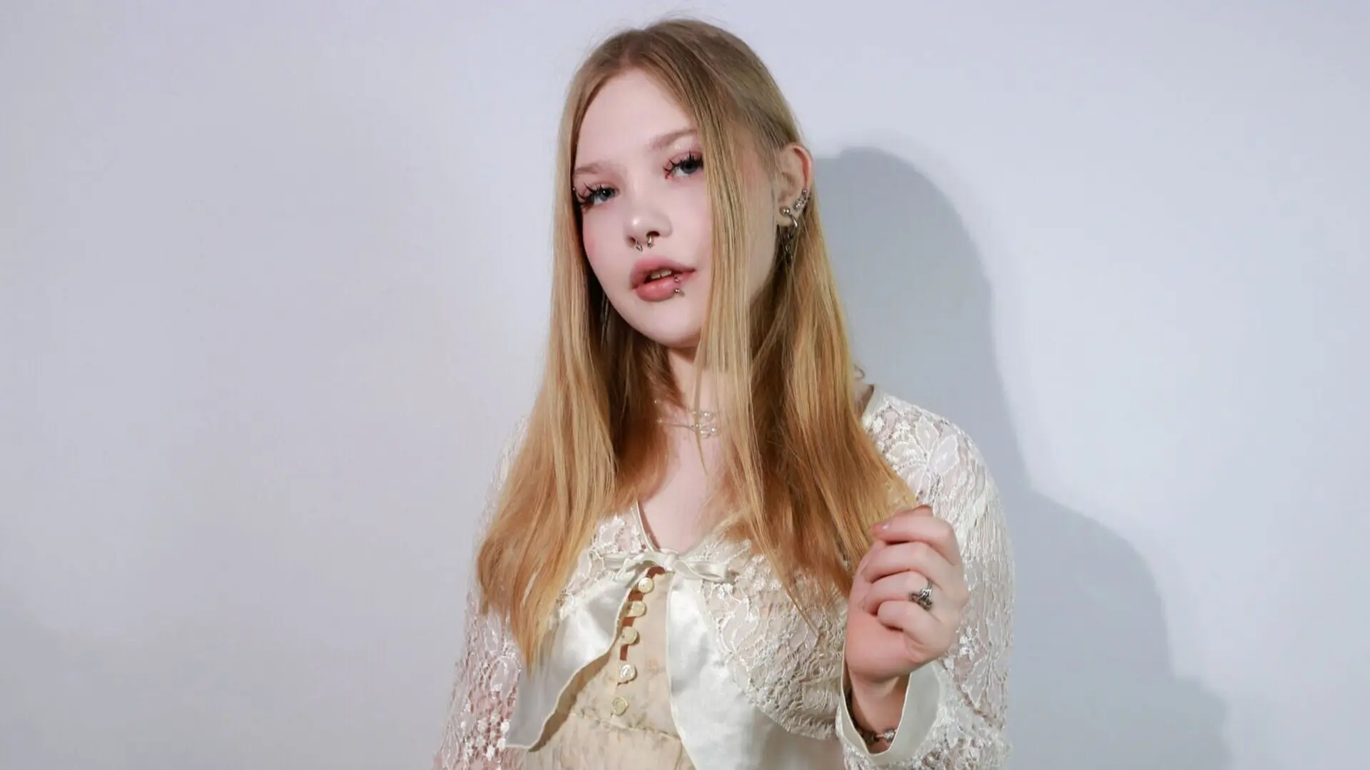 View MaggyWayne Fuck Vids and Pics