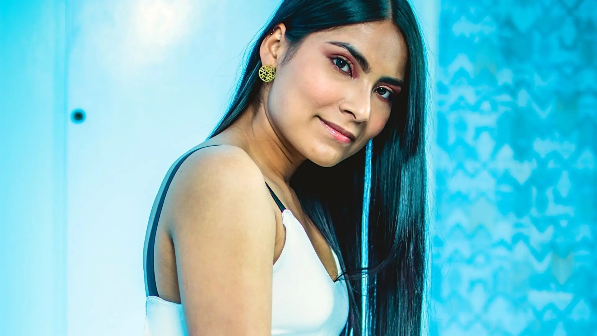 View MarianeLizar Fuck Vids and Pics