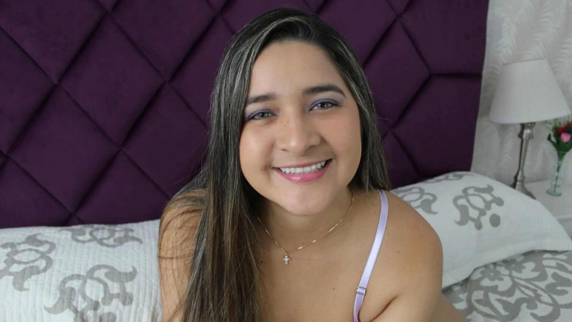 View MonicaWeil Fuck Vids and Pics