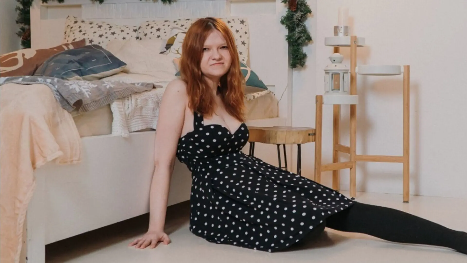 View NikaLyons Fuck Vids and Pics